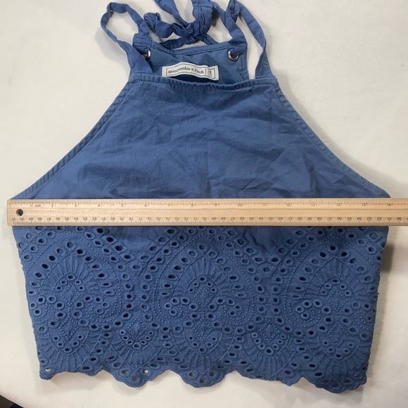 Abercrombie‎ & Fitch Blue Eyelet Halter Crop Top Women’s Size M Boho Festival - Picture 4 of 13
